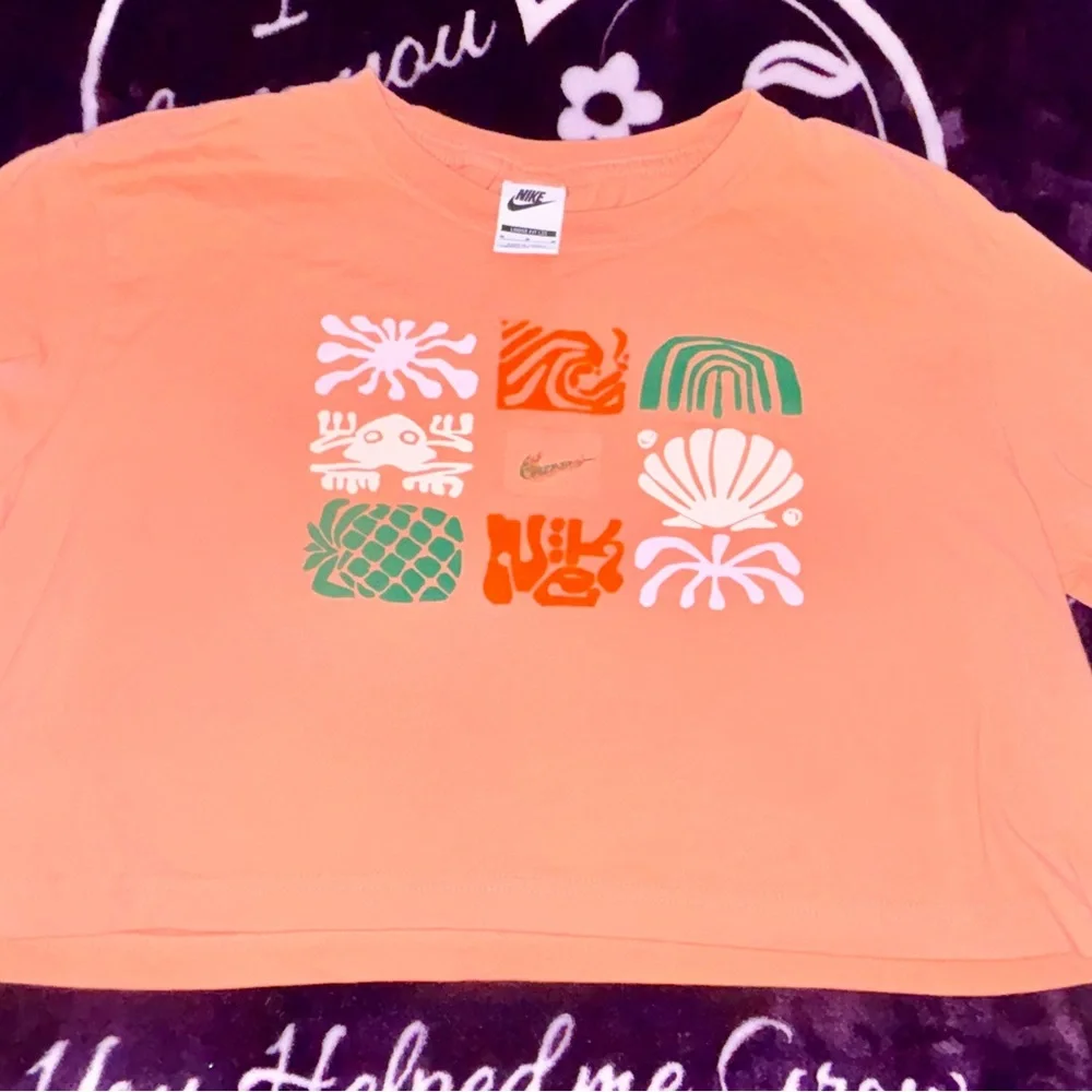 Nike Peach Loose Fit Top - Picture 1 of 3